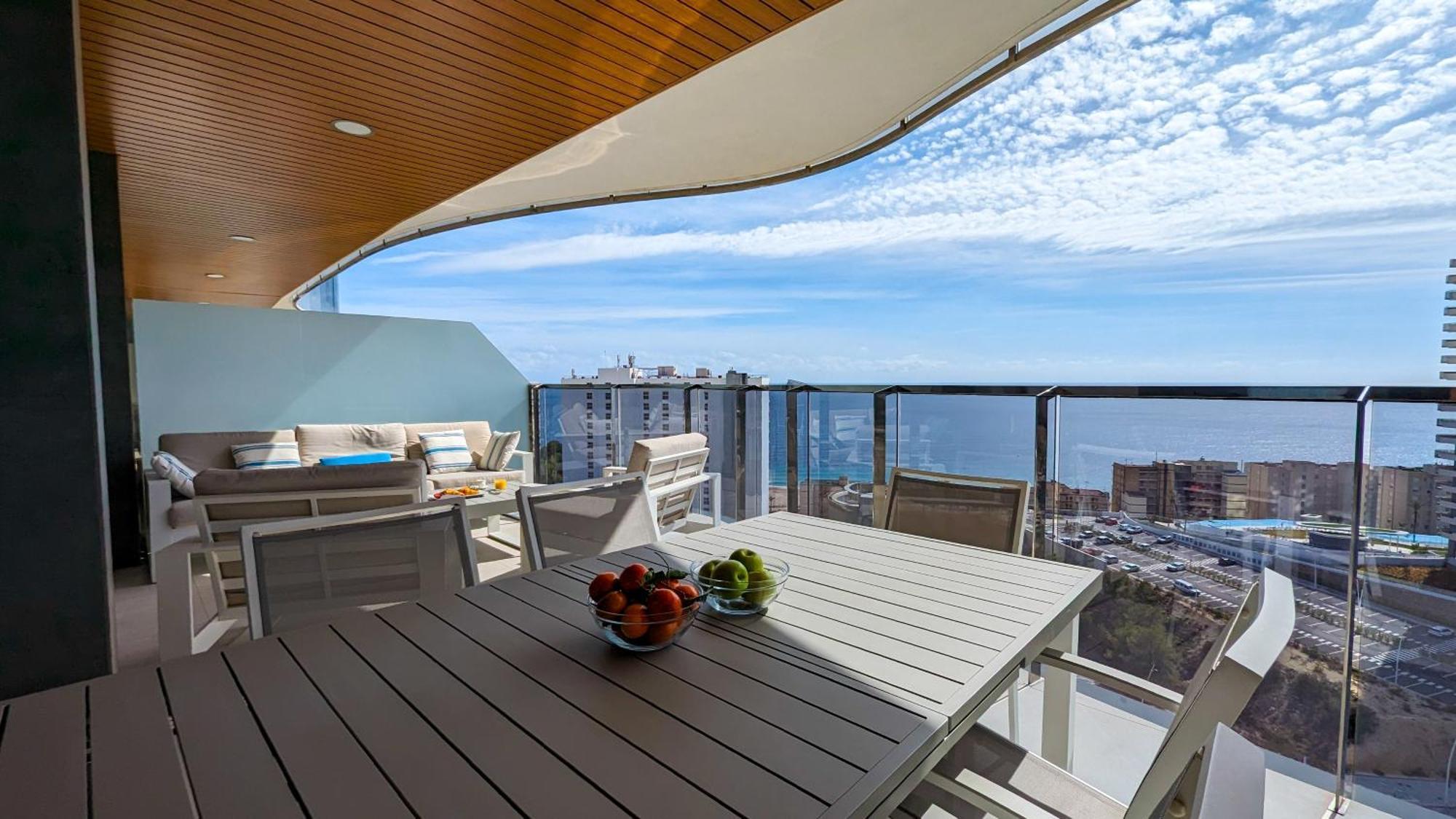 Sunset Waves Luxury Apartment Benidorm Exterior photo